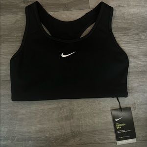 Nike Swoosh Bra